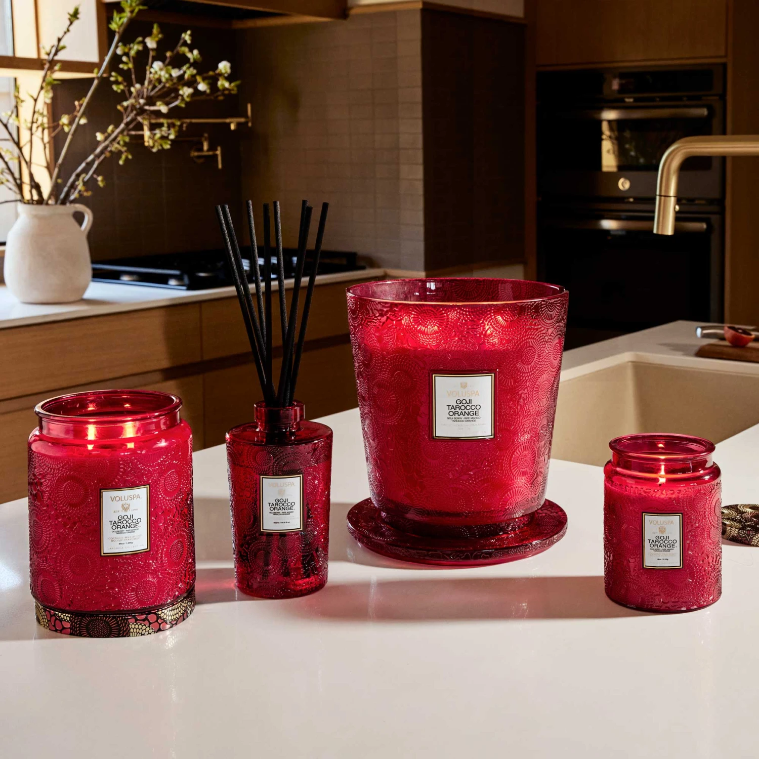 Voluspa Goji Tarocco Orange - Luxe Reed Diffuser 4 Voluspa Goji Tarocco Orange - Luxe Reed Diffuser - Image 2