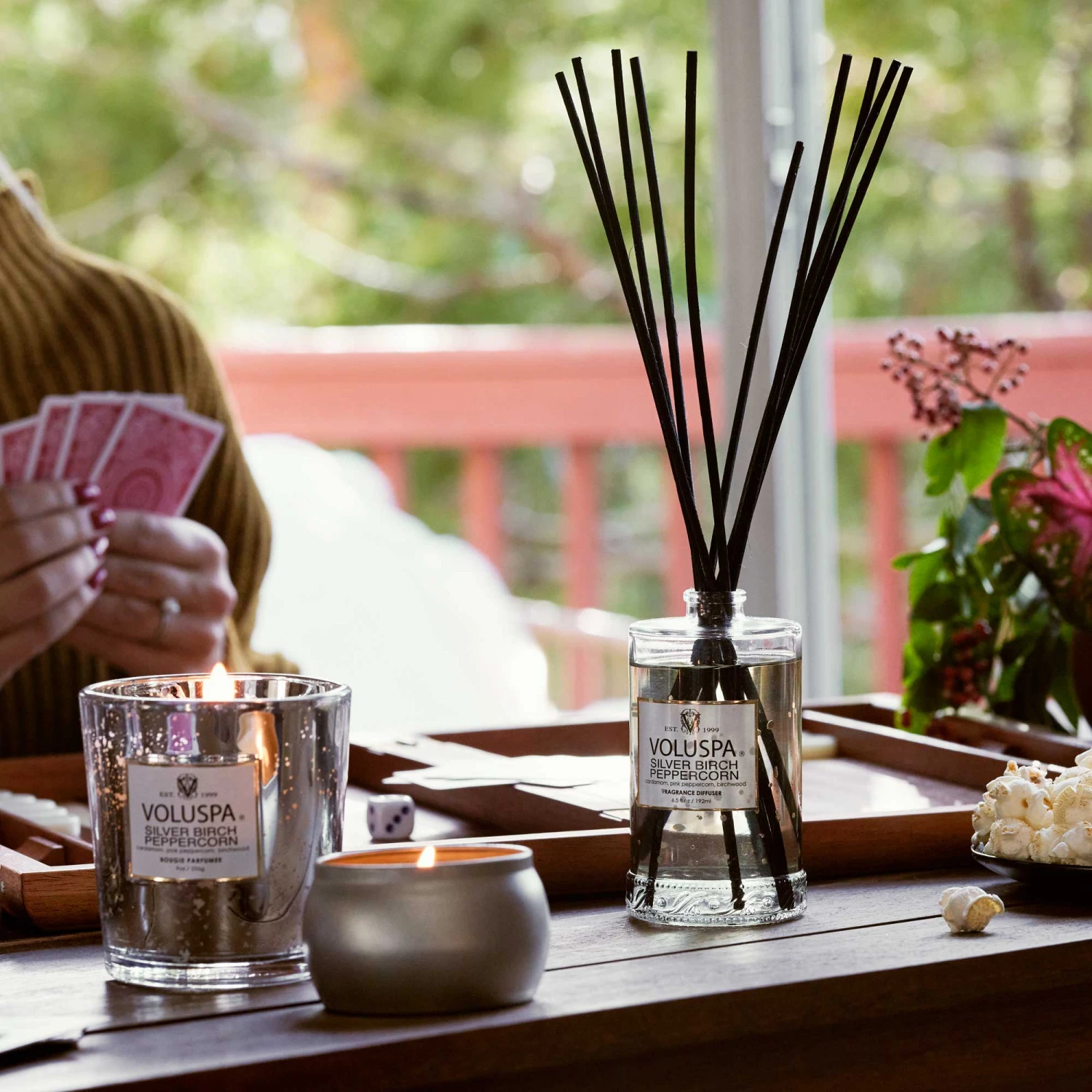 Voluspa Silver Birch Peppercorn - Reed Diffuser 4 Voluspa Silver Birch Peppercorn - Reed Diffuser - Image 2