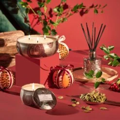 Voluspa Gilt Pomander & Hinoki - Mini Tin Candle 11 Voluspa Gilt Pomander & Hinoki - Mini Tin Candle -Voluspa HO21 ING 73216 72116 72516 Web