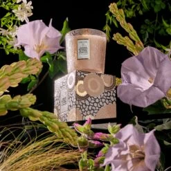 Voluspa Jasmine Midnight Blooms - Classic Candle 8 Voluspa Jasmine Midnight Blooms - Classic Candle -Voluspa S23 ING 73434 1