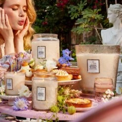 Voluspa Jasmine Midnight Blooms - 5 Wick Hearth Candle -Voluspa S23 LF 72834 WEB