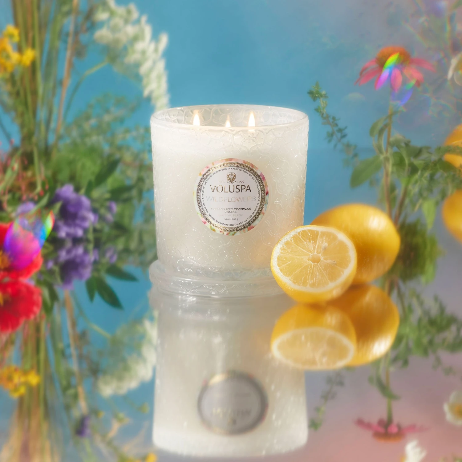 Voluspa Wildflowers - Luxe Candle 4 Voluspa Wildflowers - Luxe Candle - Image 2